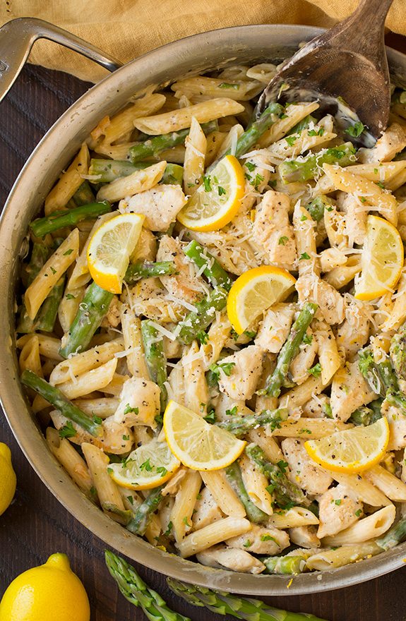 One-Pan Creamy Lemon Pasta with Chicken and Asparagus | Easy Cooking Zone