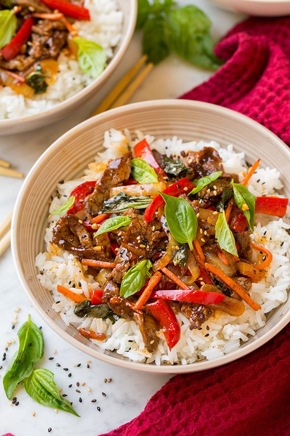 Thai Basil Beef Bowls | Easy Cooking Zone