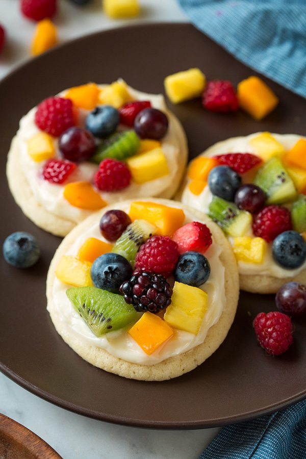 Sugar Cookie Fruit Pizzas