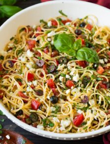 Garlicky Greek Spaghetti Toss