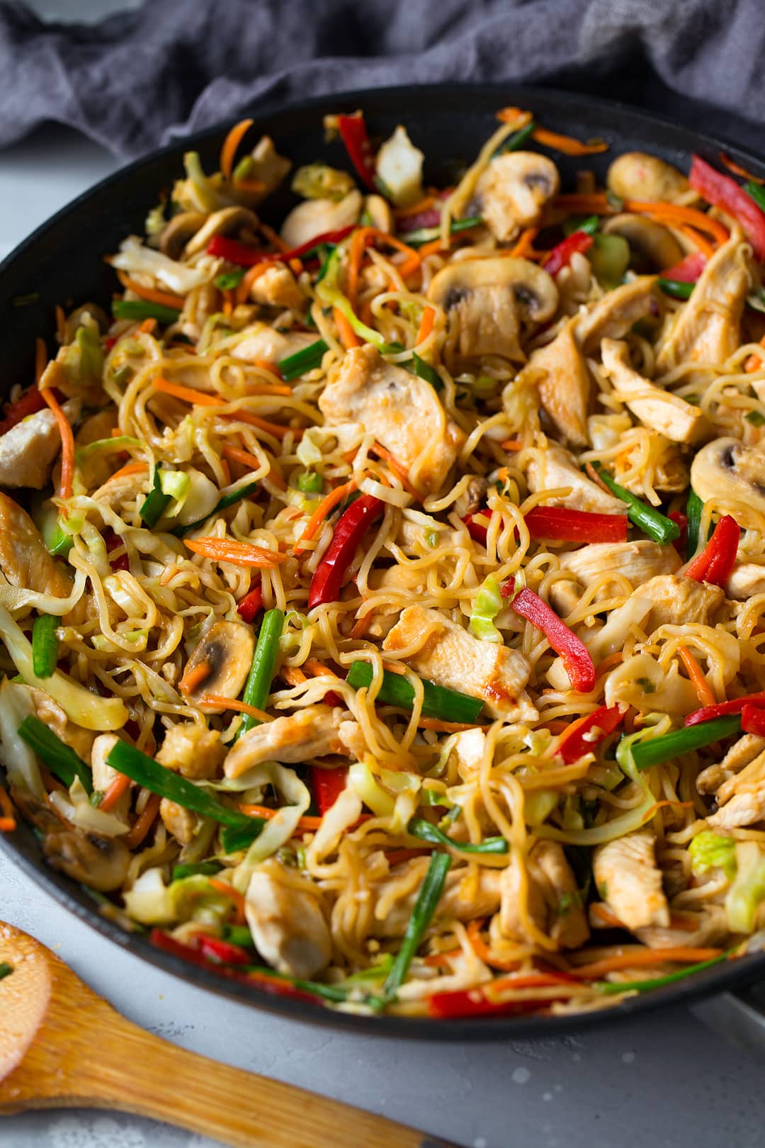 chicken yakisoba in a skillet 