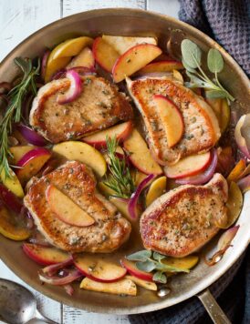 Pork Chops with Apples and Onions