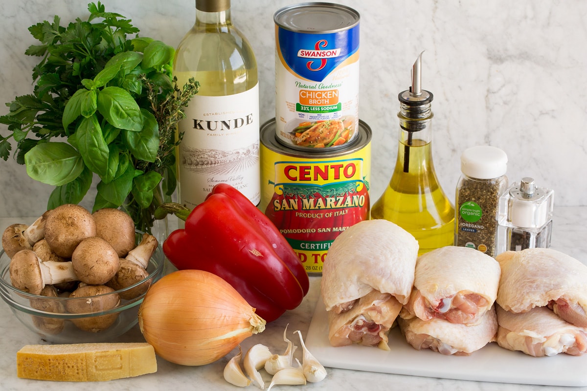 Chicken cacciatore ingredients.