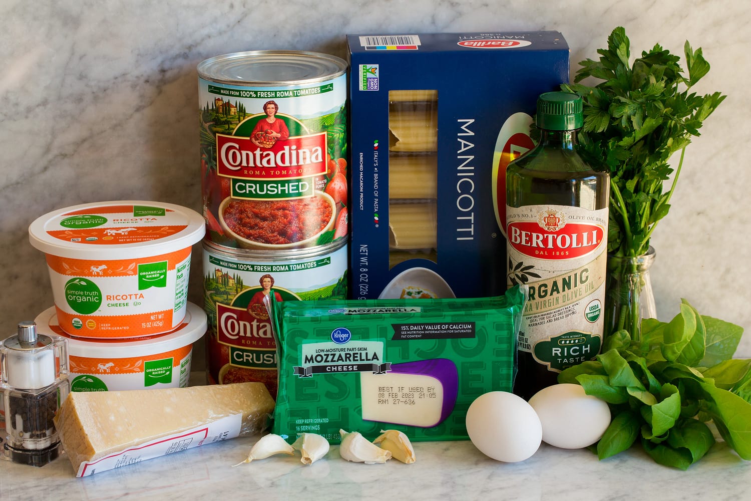 Ingredients needed to make manicotti.