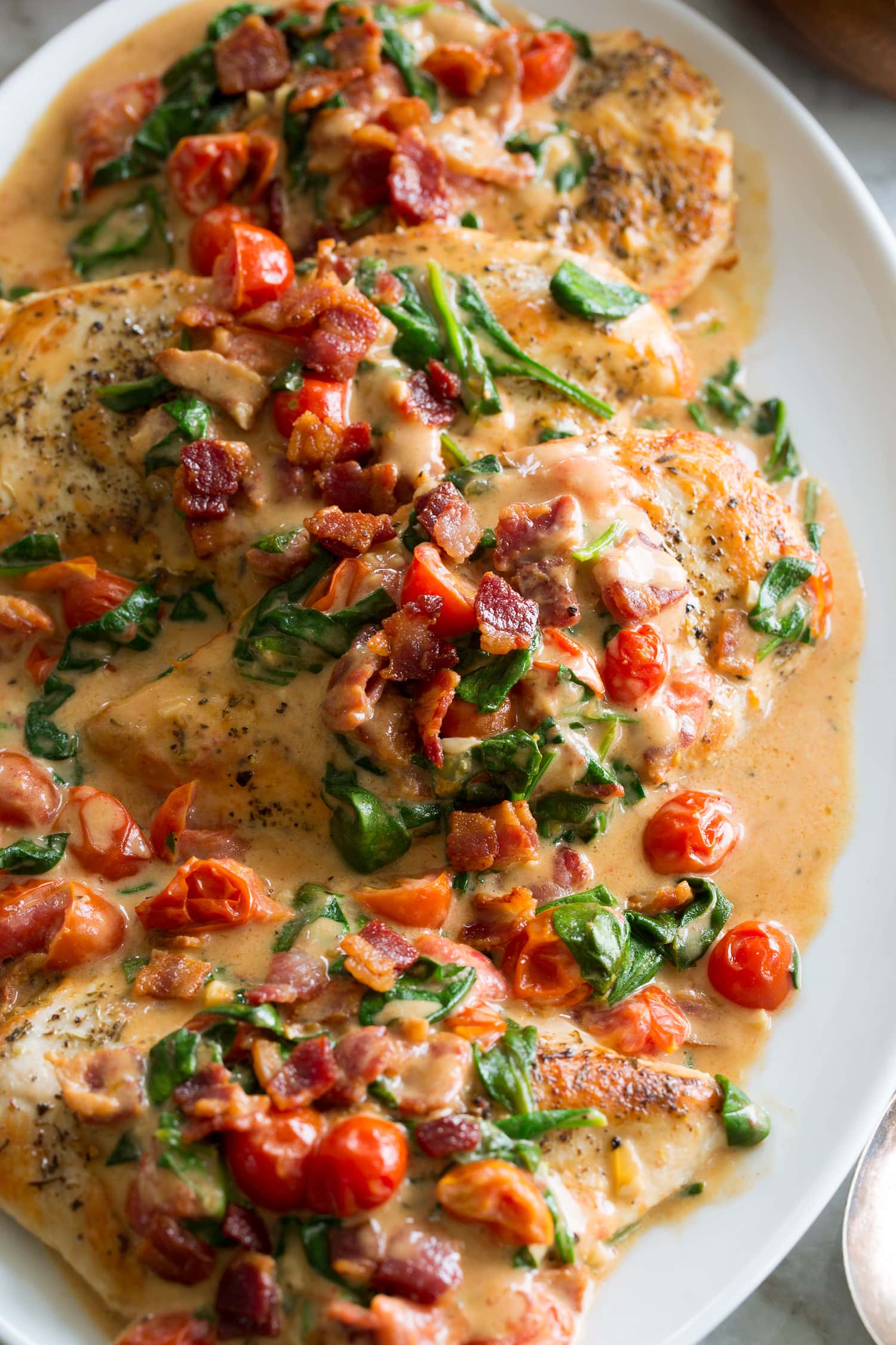 Close up photo of blt chicken.